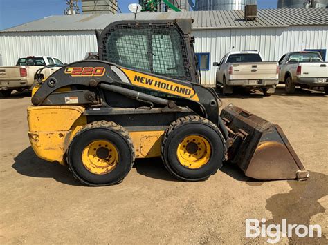 n holland l 220 skid steer for sale|l220 new holland specifications.